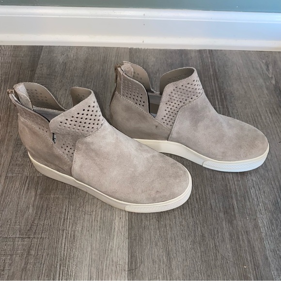 Steve Madden Sneaker Booties - Picture 3 of 8